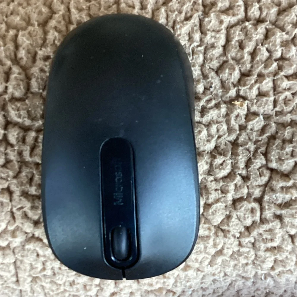 Microsoft Sleek Black Mouse